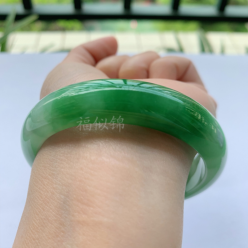 Old Mine Icy Jadeite Bracelet, - огляд і ціна Lighting & Home Decor Studio